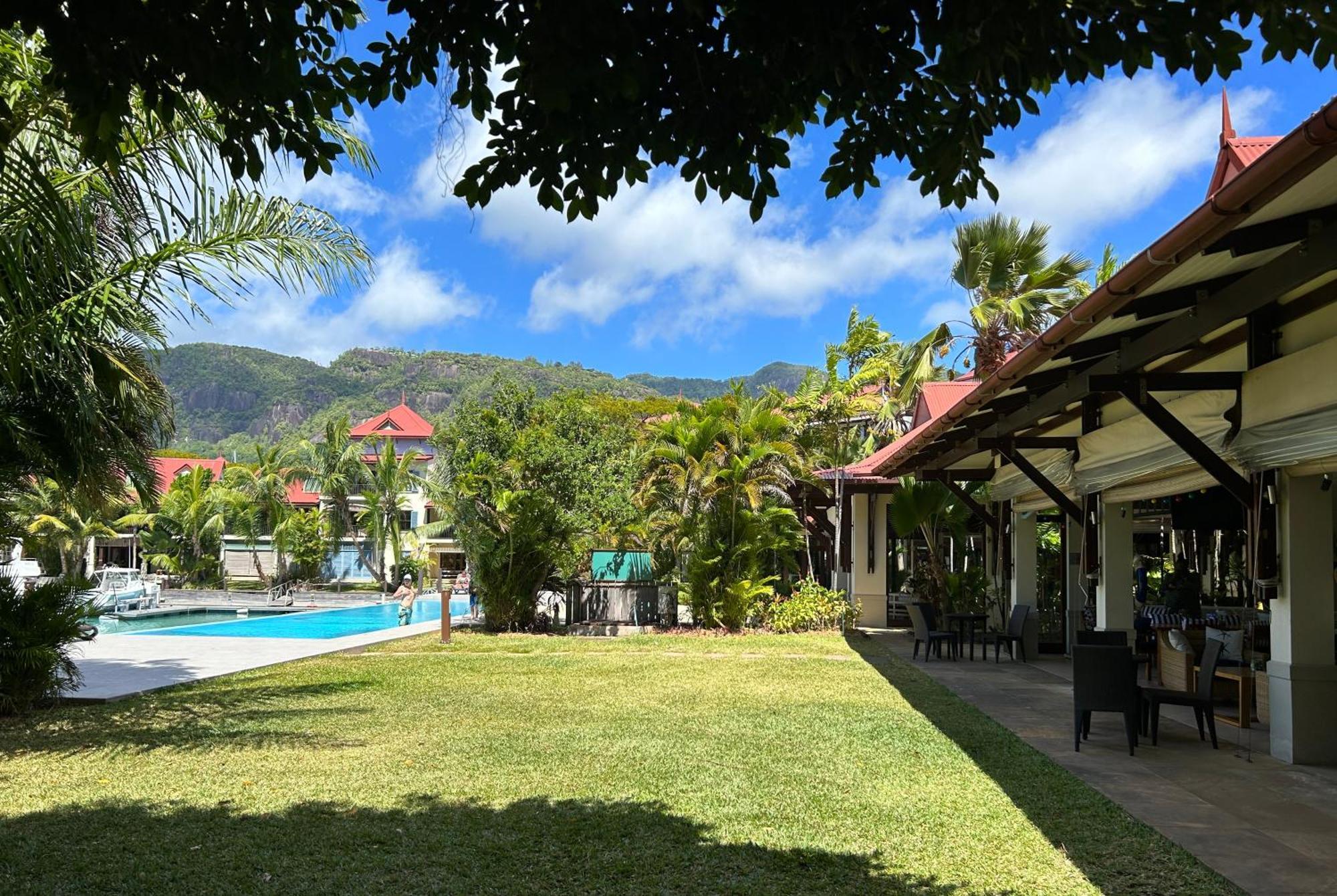 Eden Island Apartment Luaran gambar